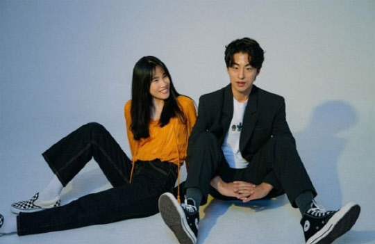 이옥섭 감독과 구교환(오른쪽). (출처: 평창국제평화영화제)